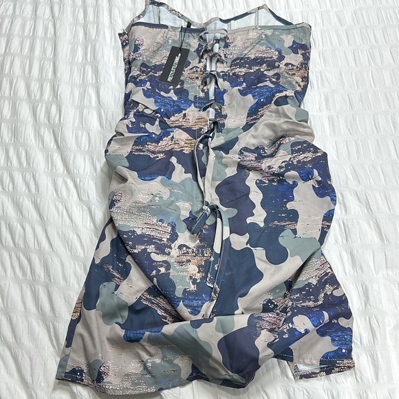 Bodycon Dress - Picture 3 of 4